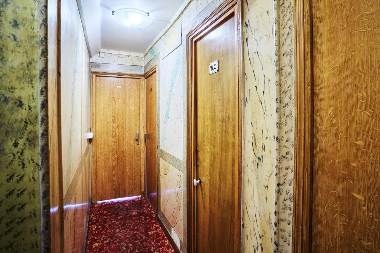Hotel Tiquetonne Париж Екстер'єр фото